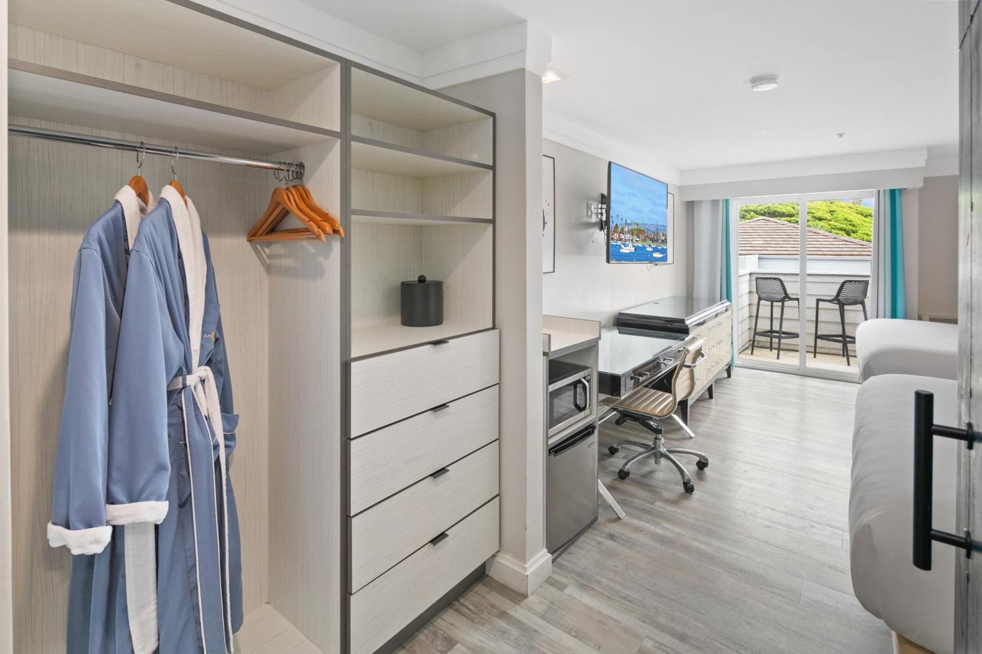 Art Hotel Laguna Beach Bilik gambar